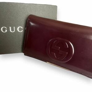 GUCCI パテントレザー　がま口　長財布　インターロッキング　希少　ボルドー