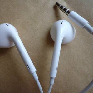 Apple 純正品 イヤホン EarPods with 3.5㎜ Headphone plug コントローラー無し イヤフォン ヘッドセット iPhone アップル の画像5