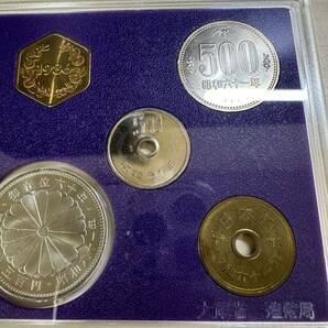 1986年 昭和61年 通常 ミントセット 貨幣セット 天皇陛下御在位60周年記念500円貨入 額面1166円 記念硬貨 記念貨幣の画像5