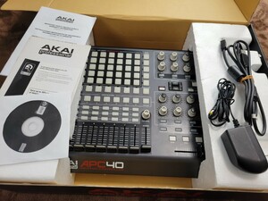 アカイ　AKAI APC40 MIDIコントローラー　通電のみ確認済み　現状渡し