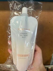 ベネフィーク エッセンシャル　オールインワン　ジュレ 150ml （4909978123109）