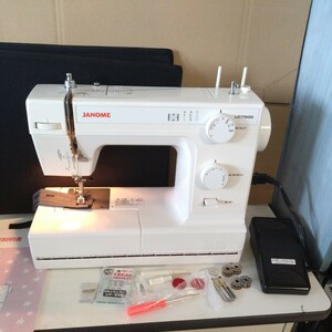 JANOME　レザークラフトミシン　LC7500