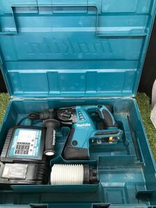 【中古品】makita(マキタ) 36v充電式ハンマドリル (フルセット2.6Ahバッテリx2/充電器/ケース) HR261DRDX/ITA0RH1XW7BV　Y34