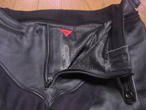 243-59/美品/DAINESE/ダイネーゼ/希少ショート/ DELTA 3 LEATHER PANTS/レザーパンツ/26/52相当_画像8