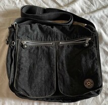 Kipling キプリング 　黒　ショルダーバッグ　メッセンジャーバッグ_画像1