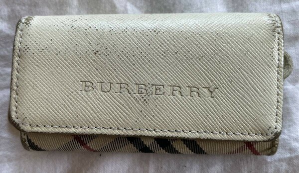 BURBERRY バーバリー　4連キーケース　ノバチェック　レザー　本革 　中古品