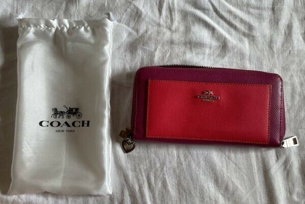 COACH/コーチ/シグネチャー（バッグ）・財布　中古美品　ラウンドジップ