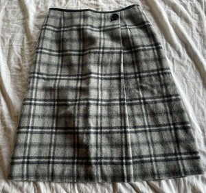 UNTITLED Untitled wool * check flair skirt Sz.2