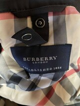 バーバリーロンドン ジャケット キルティング ブルゾン BURBERRY LONDON 裏地ノバチェック柄 ライナー　ライナーの襟確認_画像6