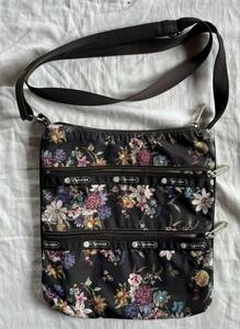  Le Sportsac LeSportsac shoulder bag colorful floral print high class type 