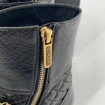 美品 シャネル CHANEL ブーツ ショートブーツ 靴 2018製 レザー ブラック ココマーク チェーン マトラッセ AG 34024 イタリア製 36_画像5