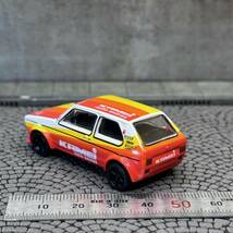 【CJ-683】1/64 スケール フォルクスワーゲン ゴルフ GTI KAMEI AUTO EXTRAS ミニカー グリーンライト _画像4