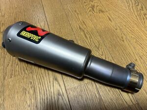 送料込み　AKRAPOVIC スリップオンマフラー2008〜2016年ヤマハYZF~R6用　半年使用品　アクラポビッチ