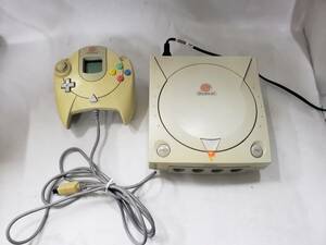 B394 SEGA Dreamcast ドリームキャスト 本体 HKT-3000 コントローラー ソニックアドベンチャー 通電確認済み 中古 引き取り可 1円スタート