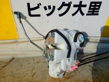 スズキ エブリィ フロントドアロックアクチュエーター　左　H29　DA17V　82202-64P05_画像6