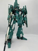 バンダイ　ガンダム　プラモデル　MG 1/100 リゼル　塗装完成品　ガンプラ_画像2