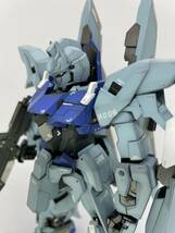 バンダイ　ガンダム　プラモデル　MG 1/100 デルタプラス　塗装完成品　ガンプラ_画像3