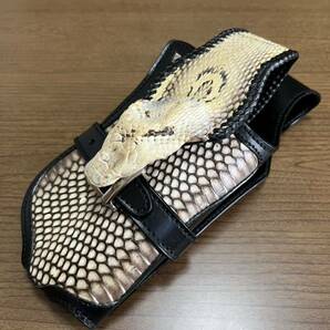 パイソン　コブラ　蛇　ウォレットケース　レザー　革　皮　剥製　ファッション　ホルスター ショルダー　インテリア