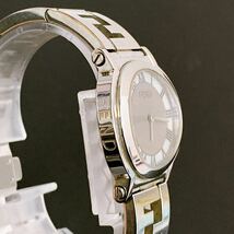 3SB132 FENDI フェンディ 001-6100L-041 腕時計 時計 ブランド レディース ファッション 中古 現状品 動作未確認_画像5