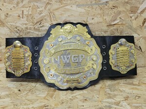 4代目 IWGP ヘビー級王座 チャンピオンベルト レプリカ 新日本プロレスリング 棚橋弘至 オカダカズチカ アントニオ猪木 総重量 約5.5kg 