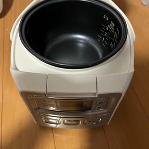 タイガー　マイコン炊飯ジャー　炊飯器　JAI-R552 0.54L 3合炊　