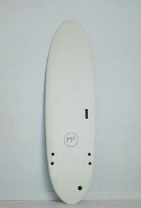 新品！未使用！大特価！MF ALLY CAT SUPER SOFT WHITE/GREY 9’0” 83.69L シングルボックスx マルチボックス　フィン付き