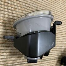 新品 TOYOTA トヨタ 純正 フォグランプ フォグKOITO 12-580 80系ヴォクシー ノア エスクァイア 80_画像9