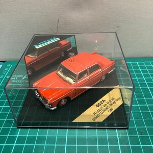 A-17 1/43 Vitesse Peugeot 404 Berlin 052A 1960 large gya -stroke minicar minicar unopened goods outright sales 