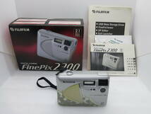 FUJIFILM DIGITAL CAMERA Finepix 2300 2.1 MEGA PIXELS f=5.8mm 【KNK045】_画像1