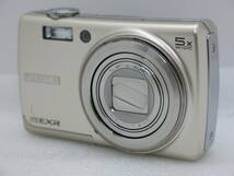 FUJIFILM FINEpix F200EXR デジタルカメラ レンズは不明 　　　　【KNK065】_画像6
