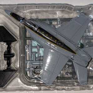 B.F/A-18E 第115戦闘攻撃飛行隊「イーグルス」CAG機 2016 スーパーホーネットファミリー2 1/144 ハイスペックシリーズVol.7 F-toys の画像2