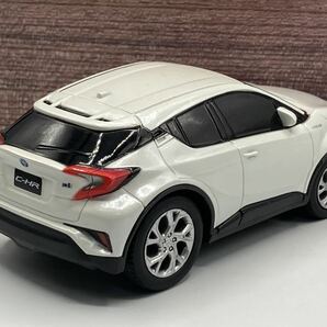 即決有★プルバックカー TOYOTA トヨタ C-HR CHR ホワイトパール パール 白 カラーサンプル ★ミニカーの画像2