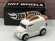 即決有★HW hotwheels ホットウィール バースデイ限定 ROLLWR TOASTER ローラートースター ポップアップトースター 非売品★ミニカー_画像1