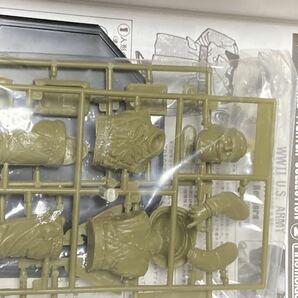 新品 ファインモールド 1/12? ワールドファイターコレクション アメリカ陸軍歩兵 トンプソンM1A1 /鳥山明 先生 サイン入り パッケージの画像4