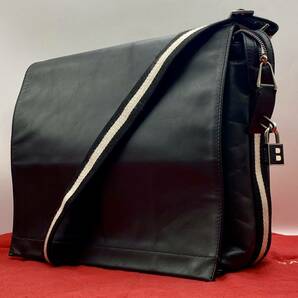 極美品 A4収納 BALLY バリー メンズ ビジネス トートバッグ ハンド ショルダー Bロゴ レザー 本革 書類 鞄 通勤 ブラック 黒 トレスポの画像1