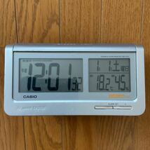 【傷あり】CASIO★デジタル電波目覚まし時計★温度湿度計付き★DQD-620J_画像1
