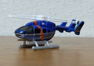 トミカ 警察 ヘリコプター