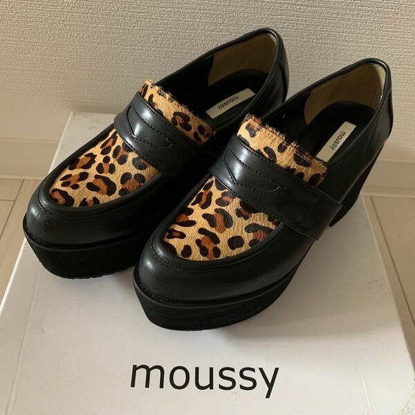 moussy ハラコ厚底ローファー 23cm