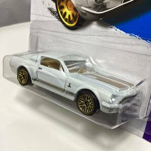 ☆ホットウィール☆ '68 シェルビー GT500 白 Hot Wheelsの画像3