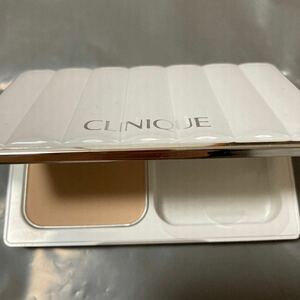 クリニーク　CLINIQUE　イーブン ベター パウダー メークアップ ウォーター ヴェール 27N　＃61　アイボリー　ファンデーション