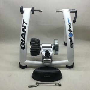 ■GIANT ジャイアント cyclotron fluid st サイクルトレーナー 重量/16.5㎏■