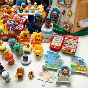◆【ジャンク品】 アンパンマン キッズ おもちゃ大量 まとめ売り 約80点以上 楽器 フィギュア 知育玩具など 現状品 (GB)M/G60326/2/14の画像5