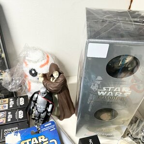 ★スターウォーズ グッズ まとめ売り フィギュア ポスター カード 等ジャンク品 9.6kg★の画像10