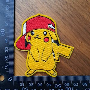 ポケモン　ピカチュウ　アイロン　刺繍　ワッペン　ハンドメイド　アップリケ