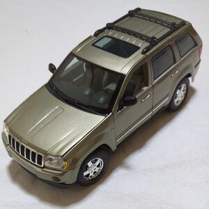 Maisto 1/18 2015 Jeep グランドチェロキー