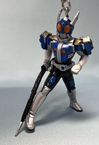 ◆バンプレスト 2007 フィギュアキーホルダー 仮面ライダー電王 ロッドフォーム キーホルダー 中古