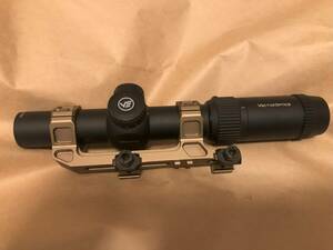 Vector Optics Forester 1-5x24 GenII　ベクターオプティクス　フォレスター