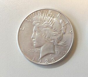 【本物。厚さ2.4mm】アメリカ 1923 ピースダラー 銀貨