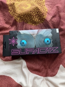 激安！　新品！　SUPACAZ (スパカズ) バーテープ Prizmatik Blue