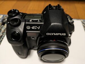 Olympus オリンパス E-1 